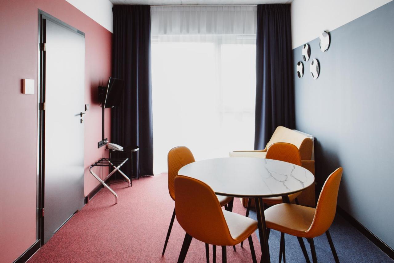 Arche Hotel Piła Esterno foto