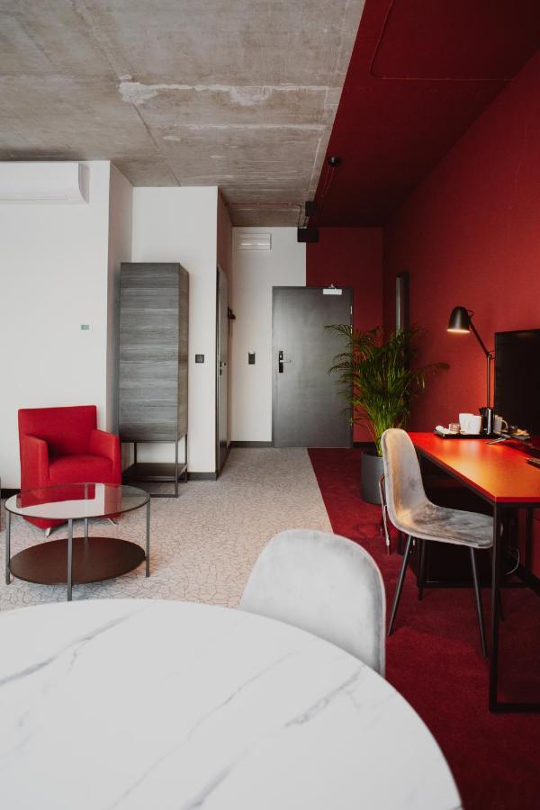 Arche Hotel Piła Esterno foto